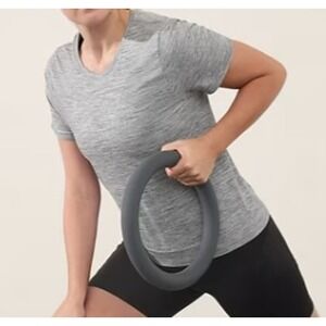 Athleta XS In Motion Tee Heather Gray Short Sleeve Athletic Shirt Women's